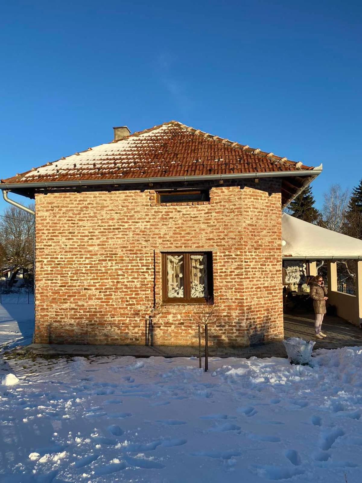 فيلا Vikendica Matic جوتش المظهر الخارجي الصورة